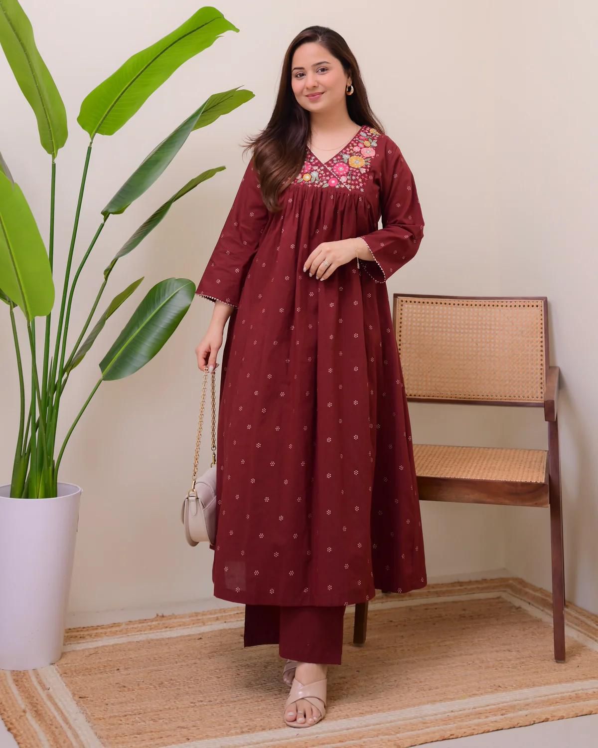 Shaajori Noor Embroidered Flared Kurta Set – Midnight Black