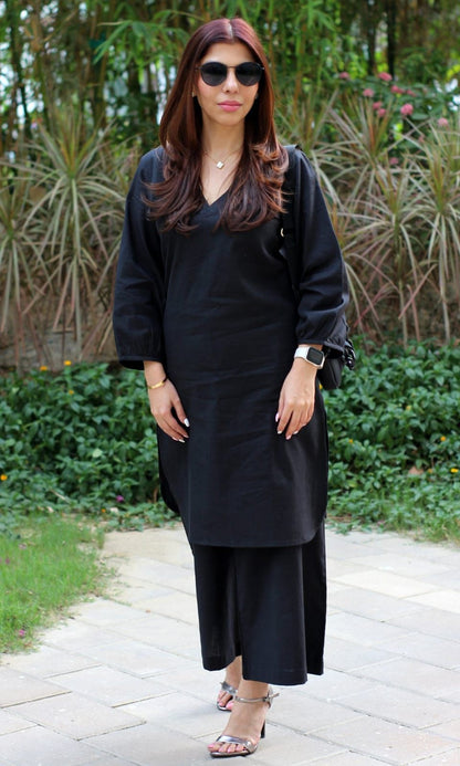 Shaajori V-Neck Relaxed Tunic & Wide-Leg Trouser Set